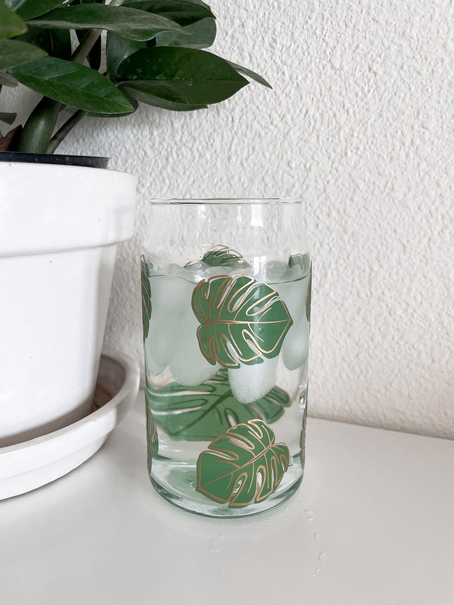 Monstera Can Cup